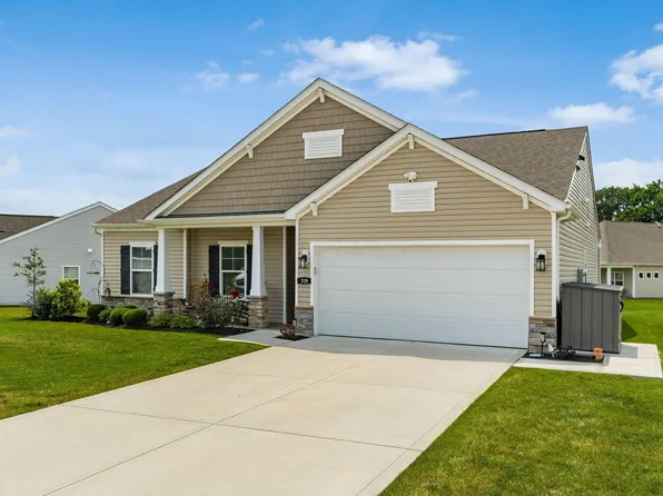 319 Mannaseh Dr W, Granville, OH 43023