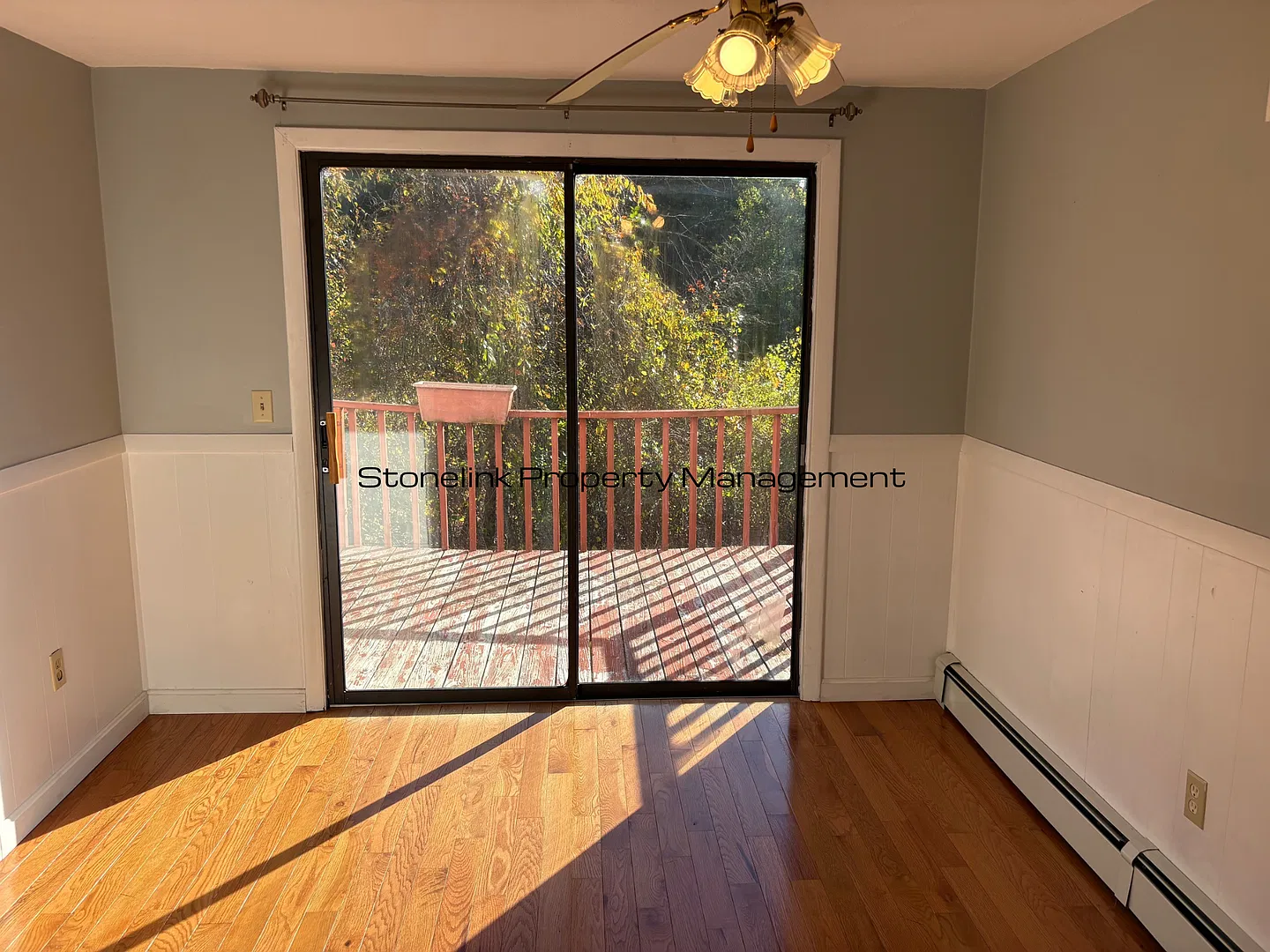 1208 Main Street — Photo 3