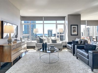 583 Battery Street #1207N, Seattle, WA, 98121