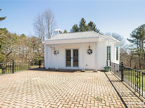 3rd image of 85 Cherry Hill Road