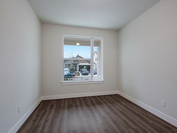 3rd image of 18406 Rhone River Dr