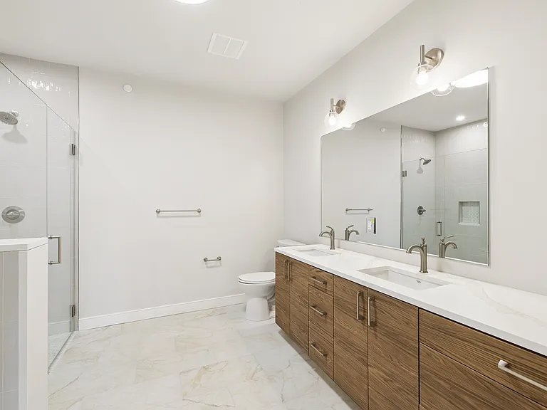 118 Elm Street — Photo 12