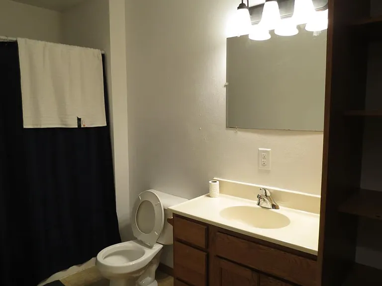 482 N 7th St #2 — Photo 20