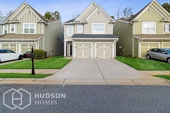 3 bed, 2.5 bath, 1949 sqft, $2,415 — Photo 1