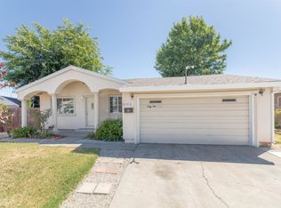 6140 Alta Loma Ct, Rio Linda, CA 95673