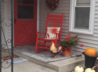 17300 Plank Rd, Union Grove, WI 53182