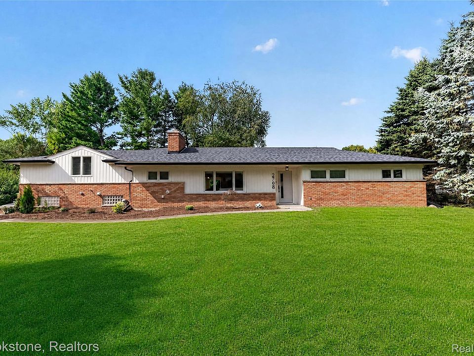 1st image of 2768 Hillendale Dr