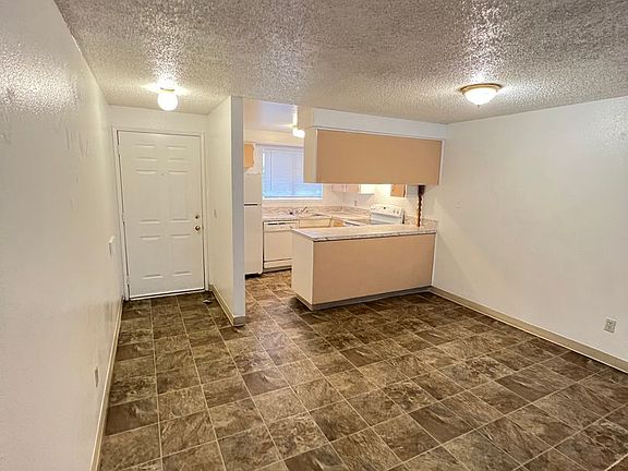 3rd image of 6405 NE Hazel Dell Ave #D-1