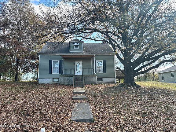 2nd image of 913-909 Colorado St