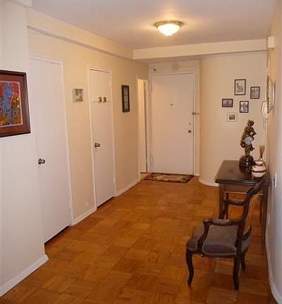 2nd image of 300 Martine Ave APT 2D