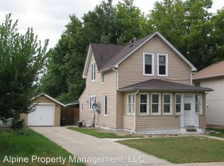 917 N Summit Ave, Sioux Falls, SD 57104