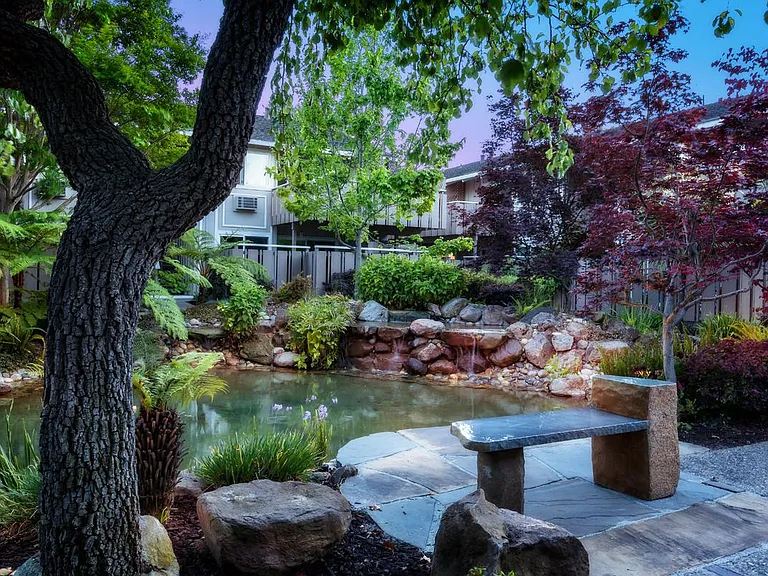 Greendale Apartments — Photo 3