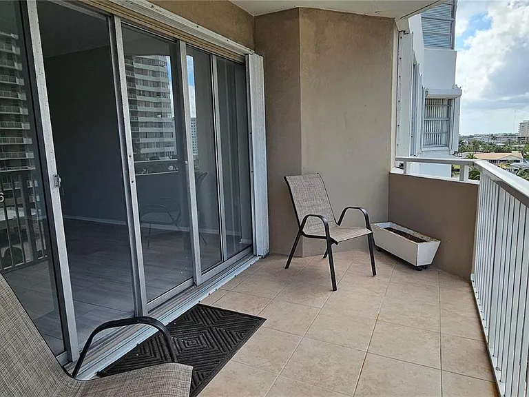 1985 S Ocean Dr #5D — Photo 18