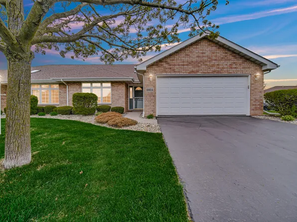 1060 Easy St Unit A, Crown Pt, IN 46307