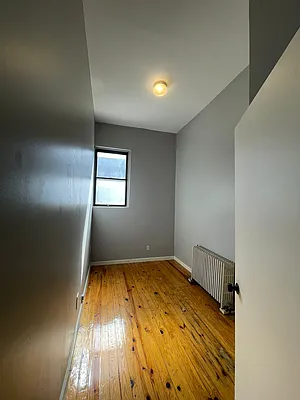 Rented by Corcoran | media 21