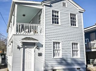 30 South St, Charleston, SC 29403