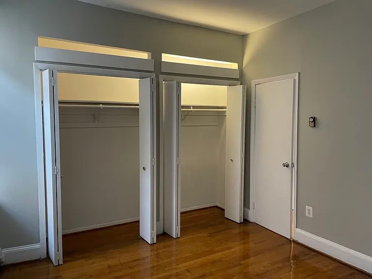 802 Cathedral St #5 — Photo 8