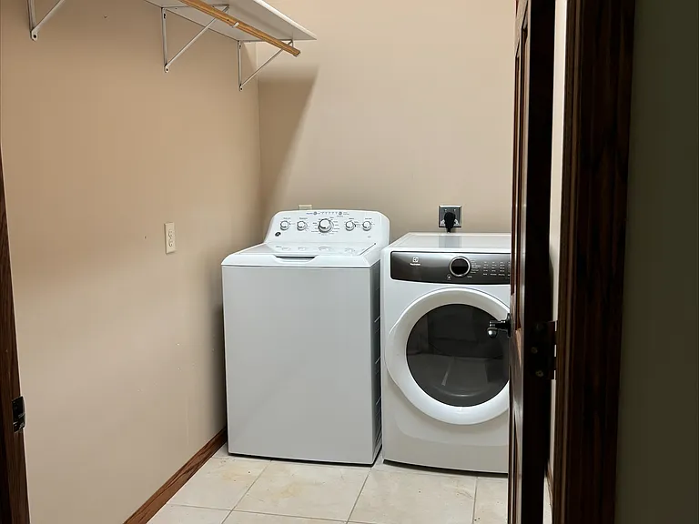 11803 Sandpiper Rd NE — Photo 18