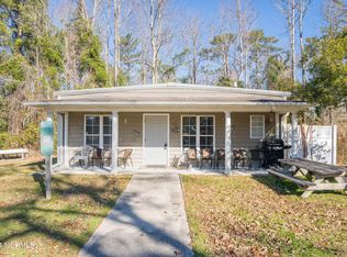 300 Island Creek Rd, Rocky Pt, NC 28457