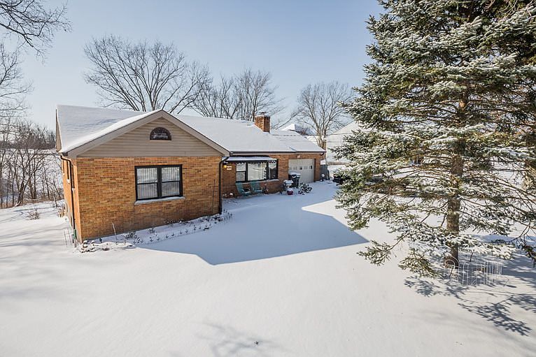 1st image of 689 Mafred Dr