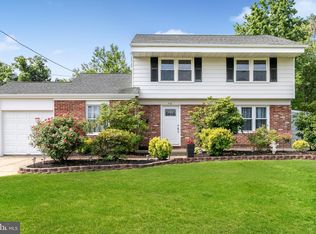 218 Green Ridge Rd, Voorhees, NJ 08043