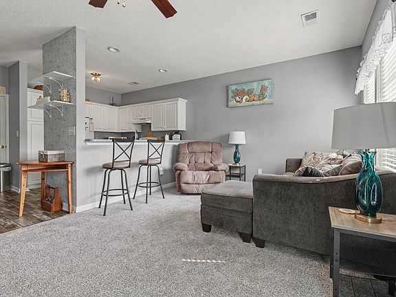 5th image of 2482 Coastline Ct. #202