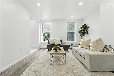 283 Griffith Street, #2