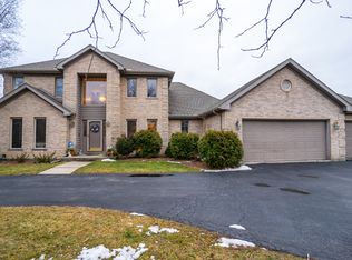 24209 S Timberline Trl, Crete, IL 60417