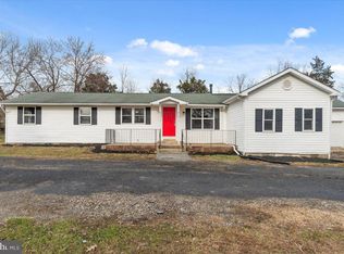 25101 Sotterley Rd, Hollywood, MD 20636