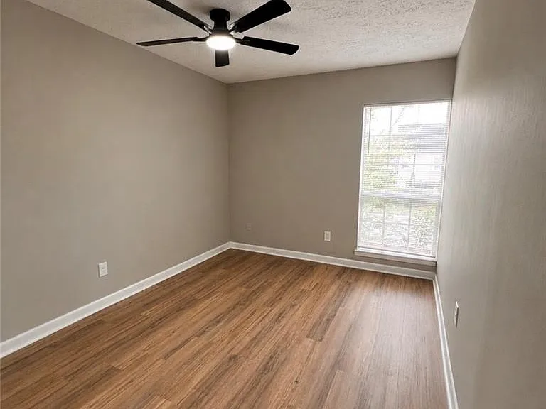 3254 Strawberry Ln — Photo 11