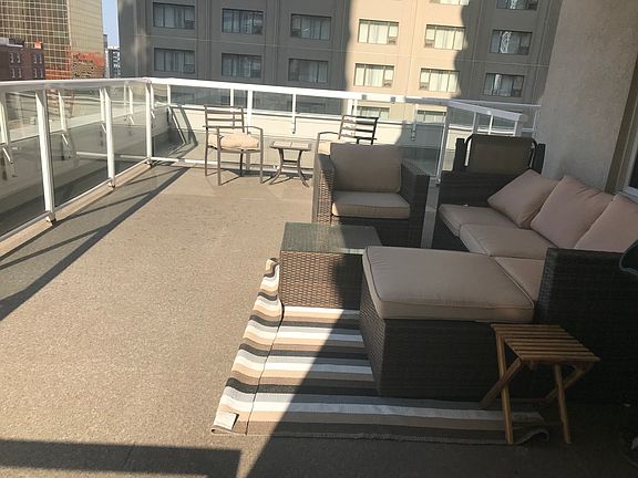 5th image of 10152 104th St NW #605