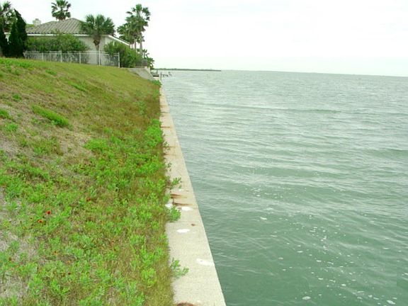 2nd image of 138 Sea Breeze Dr