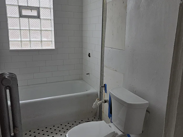 1628 N Humboldt Blvd #3 — Photo 4