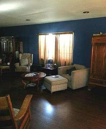 5th image of 10816 Woodward Ave