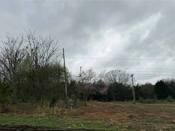 1119 E Elm St #37, Russellville, AR 72802