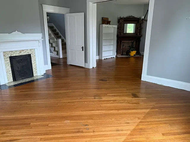 239 College St — Photo 14