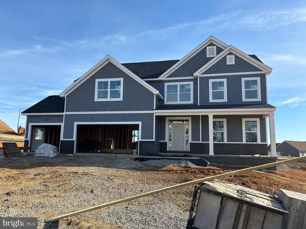 2520 Austin Ave, Chambersburg, PA 17202