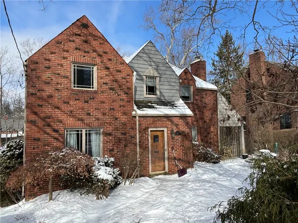 114 Woodhaven Dr, Pittsburgh, PA 15228