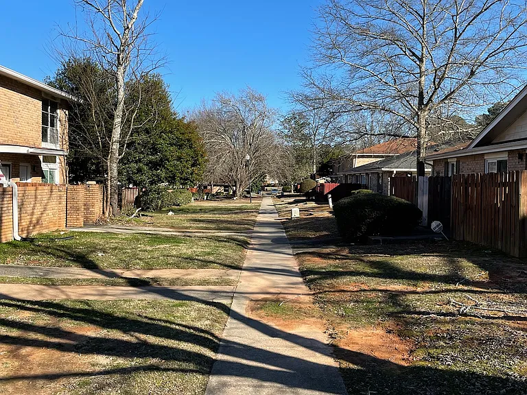 4701 Flat Shoals Rd #25F — Photo 15