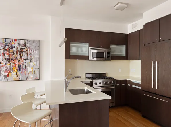 454 West 54th Street image 4 of 17