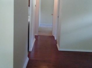 58 Birch St, Carpentersville, IL