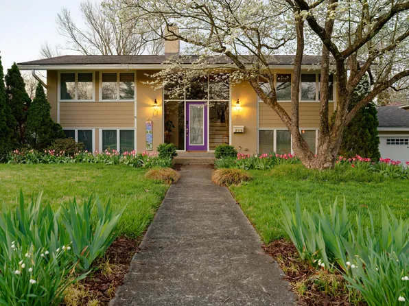 318 Jesselin Dr, Lexington, KY 40503