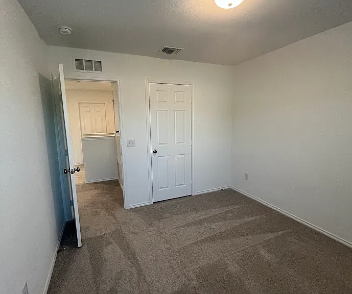 818 Poppy Cove Ln — Photo 7