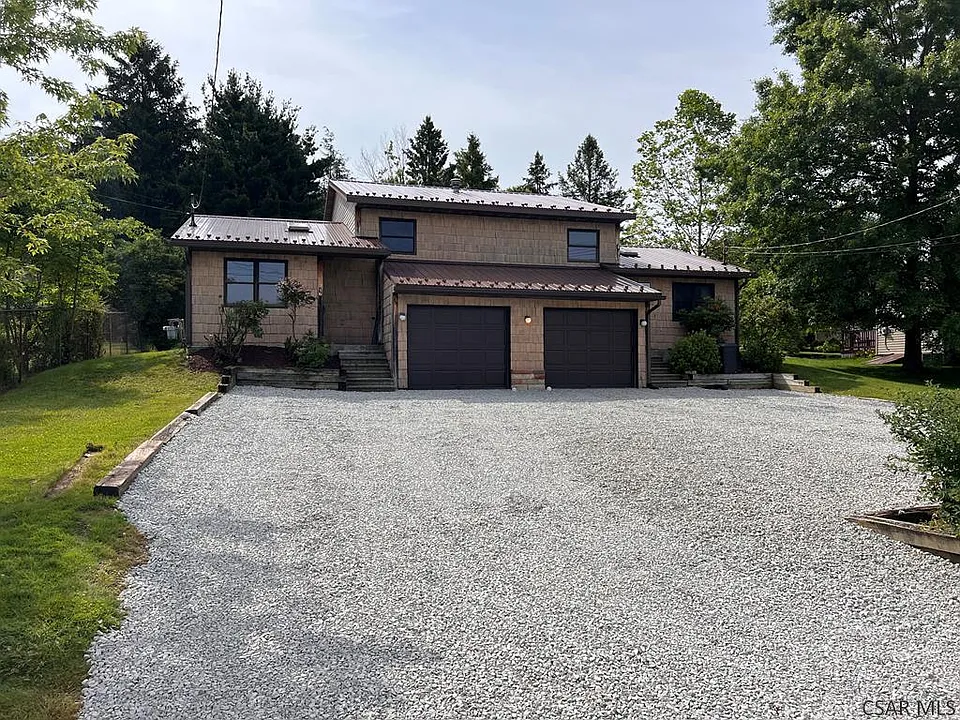 216 Hastings St