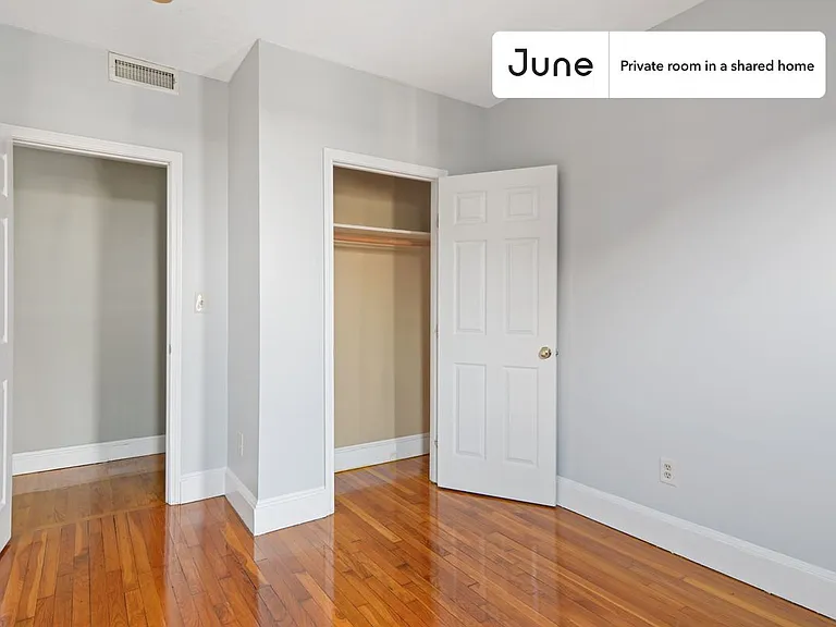 17 Highgate St #A — Photo 3