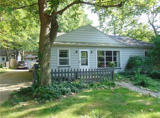 27399 Cook Rd, Olmsted Township, OH 44138