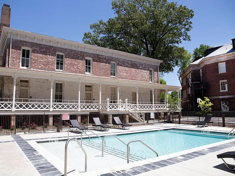 The Marine Residence — Photo 3