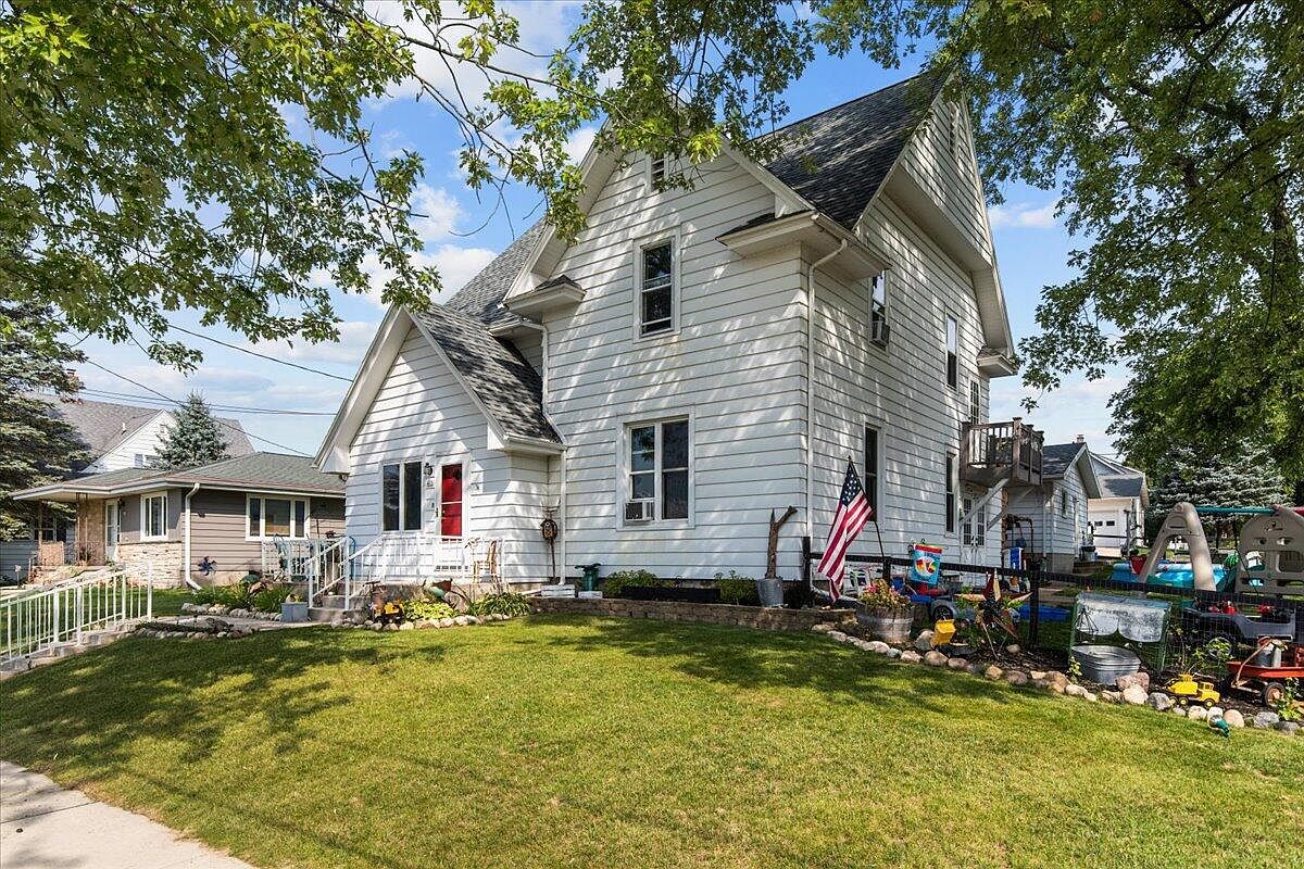 402 1st AVENUE, Adell, WI 53001 Zillow