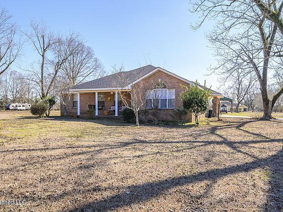 3rd image of 1288 Howell Tanner Chapel Rd