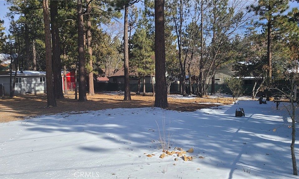 1st image of 435 Highland Ln #7